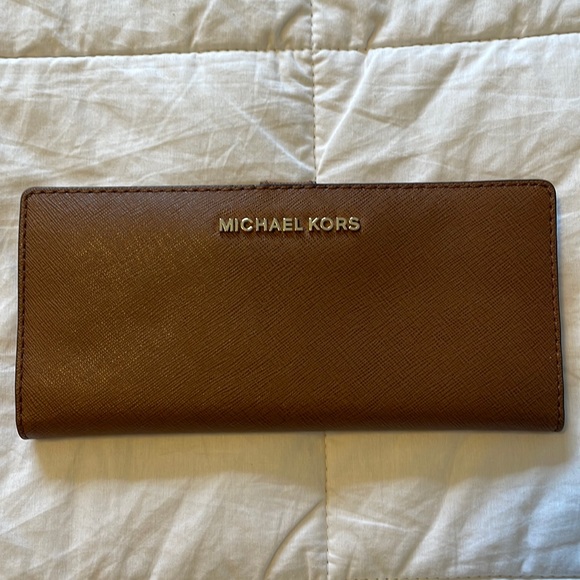 Michael Kors Brown Saffiano Leather Wallet - Picture 1 of 5